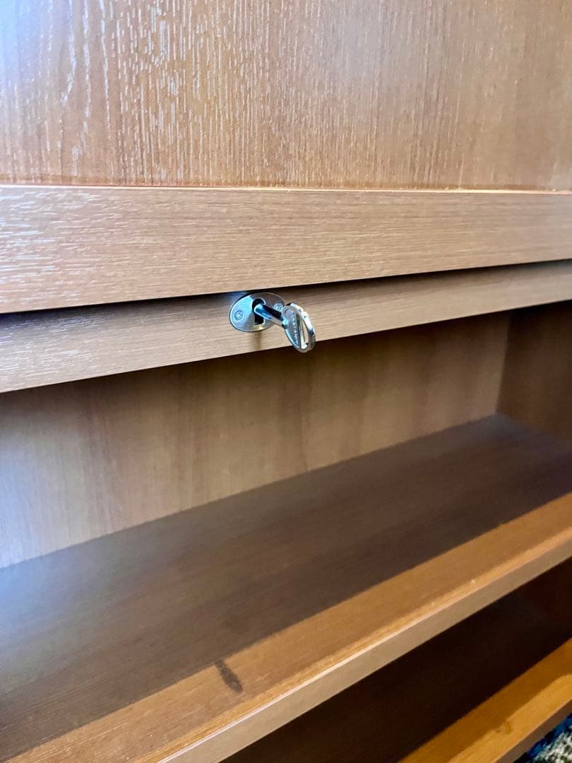 ★☆　スライド式 　ガラスショーケース②　鍵付　☆★