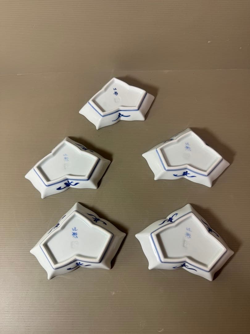 2927 有田焼 十四代 辻常陸 染錦水鳥文 変形皿5客 未使用