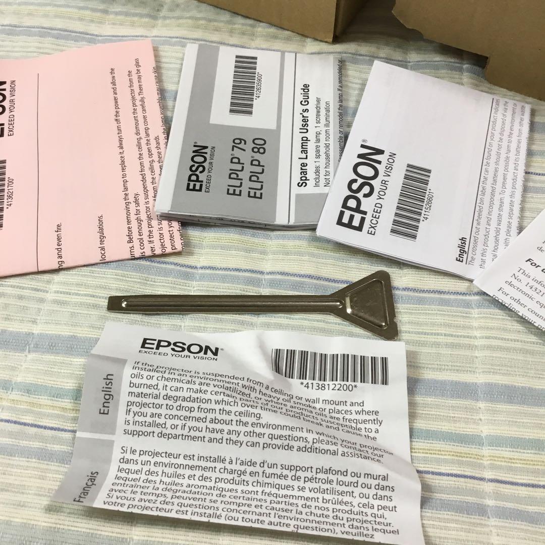 未使用EPSON ELPLP80 プロジェクターランプ 245W
