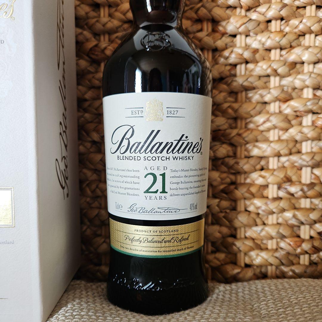 バランタイン21年新品箱付き