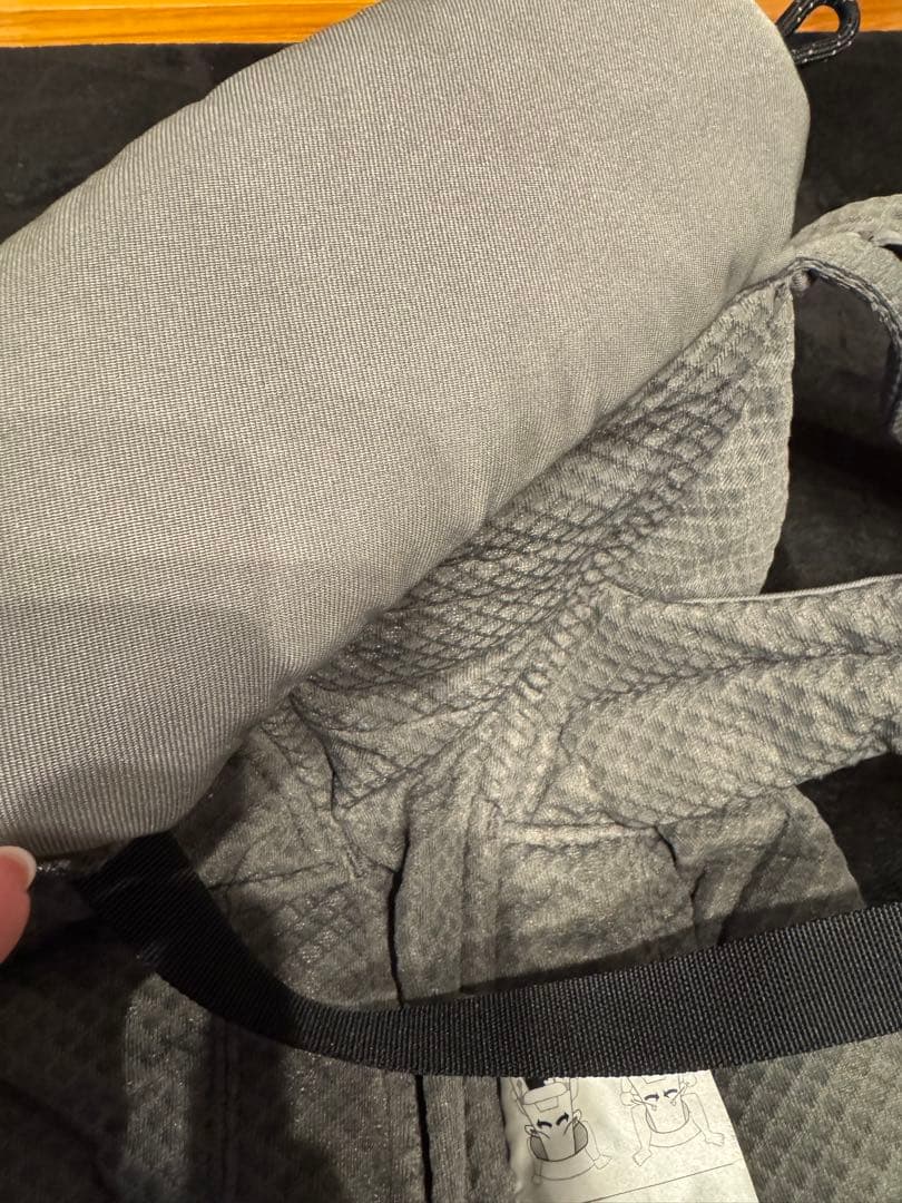 値下げ中　ergobaby OMNI ブリーズ　抱っこ紐 グレー　美品