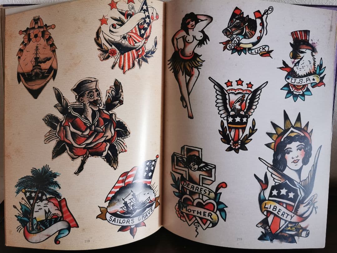 アート・デザイン・音楽 LEGENDS TATTOO FLASH BOOK