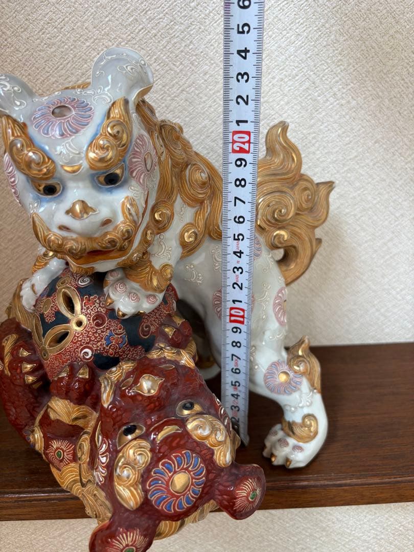 じゃれあい　玉乗り獅子　置物