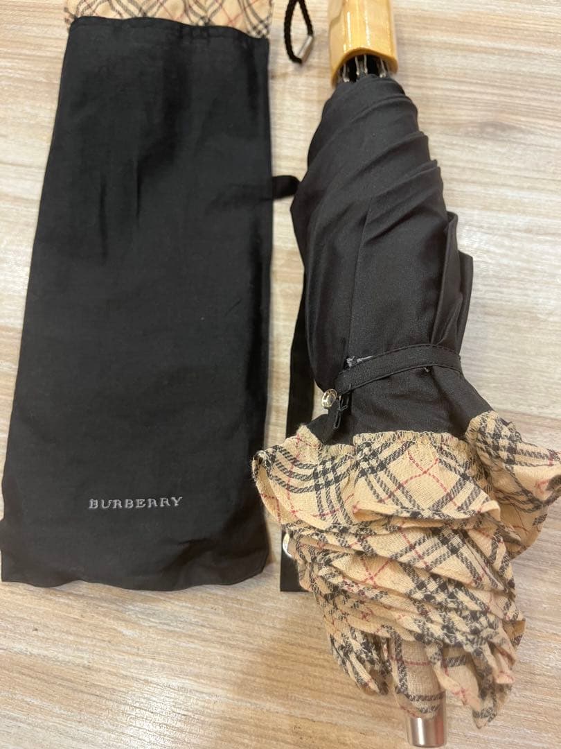 BURBERRY 折りたたみ傘 ブラック フリルチェック柄