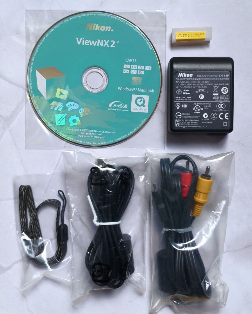 Nikon COOLPIX S8100 ブラック