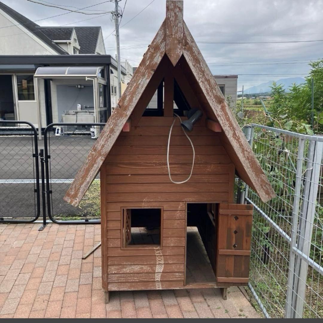 は*ん様 木製屋外小屋 緑と茶色　直接引き取り限定