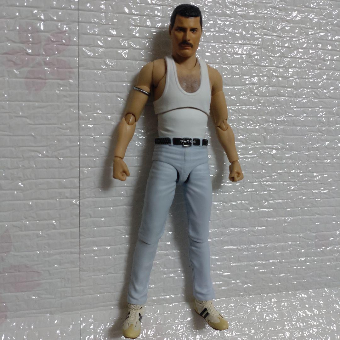 S.H.フィギュアーツ　フレディ・マーキュリー　ライブエイドver