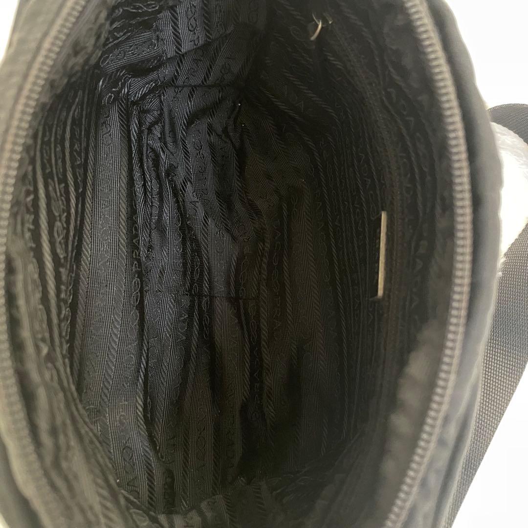 美品 PRADA ショルダーバッグ カメラバッグ ナイロン レザー 三角ロゴ