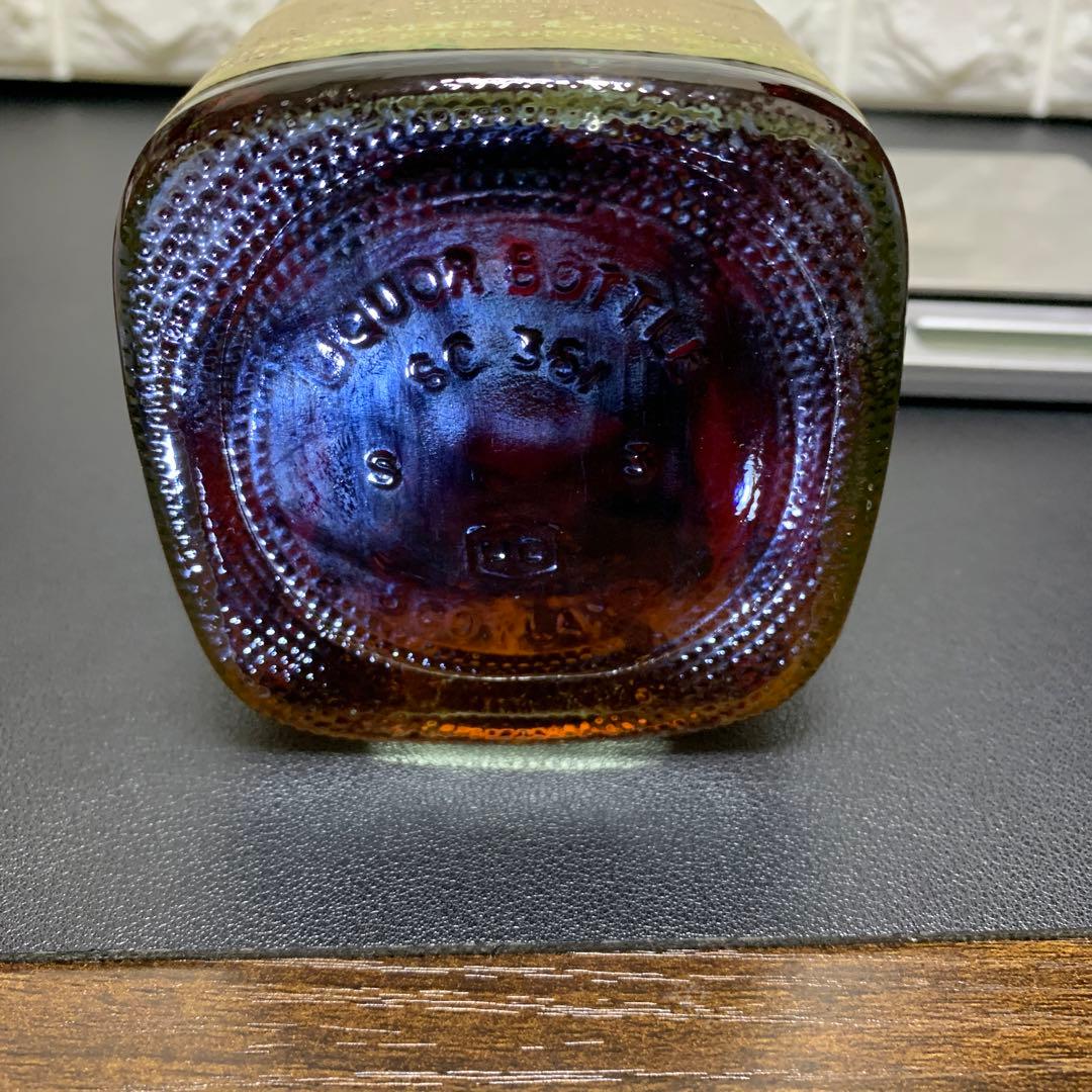 未開栓 ジョニーウォーカー ブラックラベル エクストラスペシャル 1L