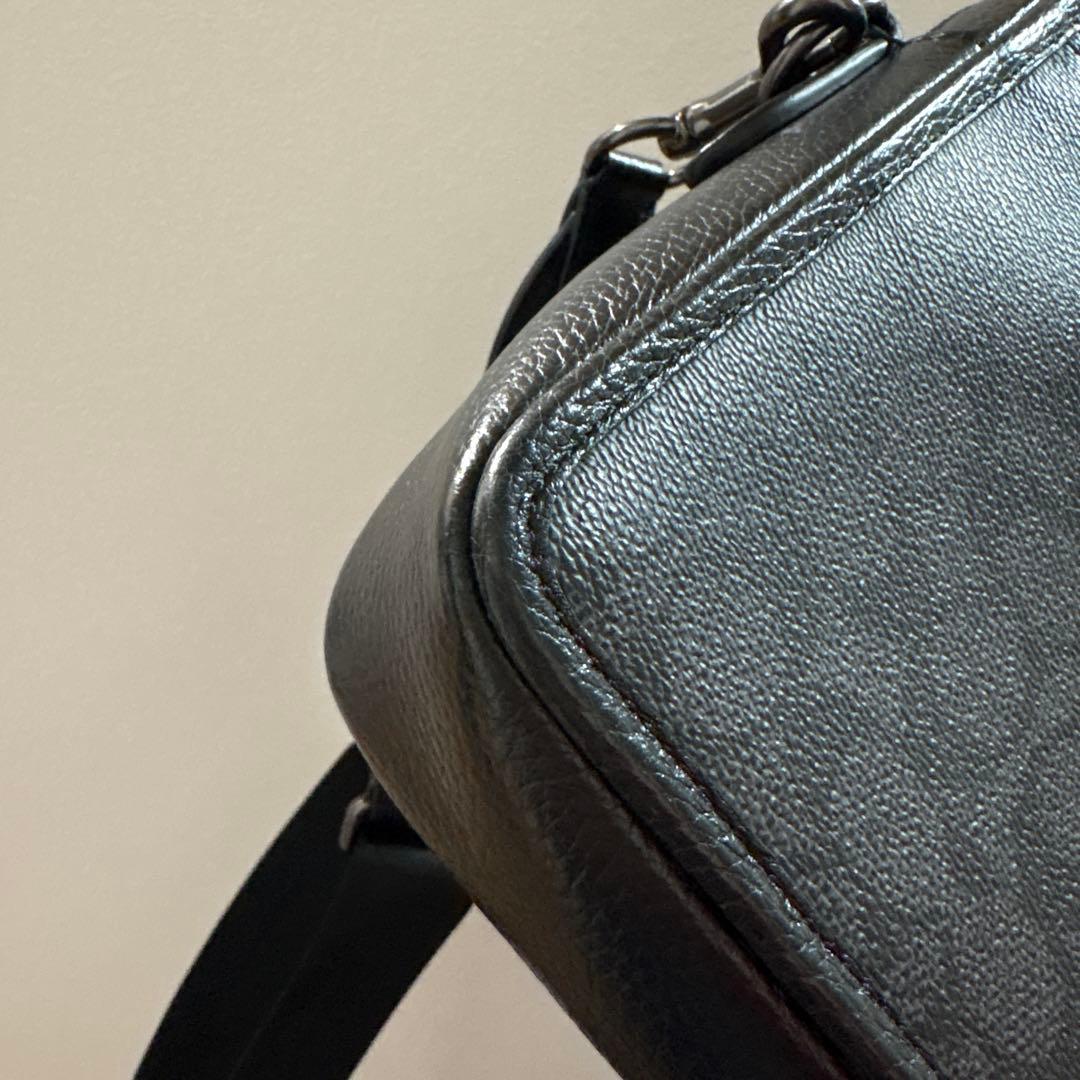 coach ブラックレザー ショルダーバッグ