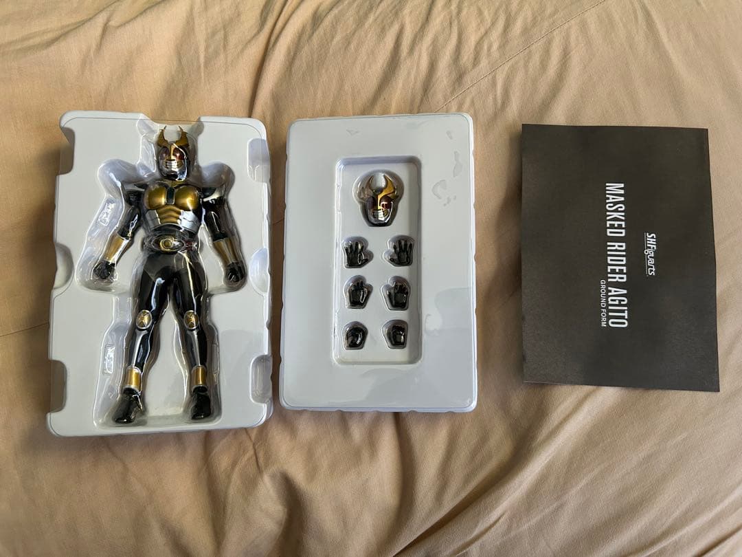 美品 真骨彫製法 S.H.フィギュアーツ 仮面ライダーアギト グランドフォーム