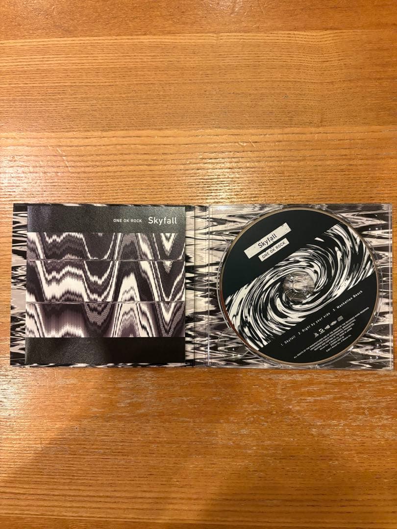 [正規品]ONE OK ROCK Skyfall シングル