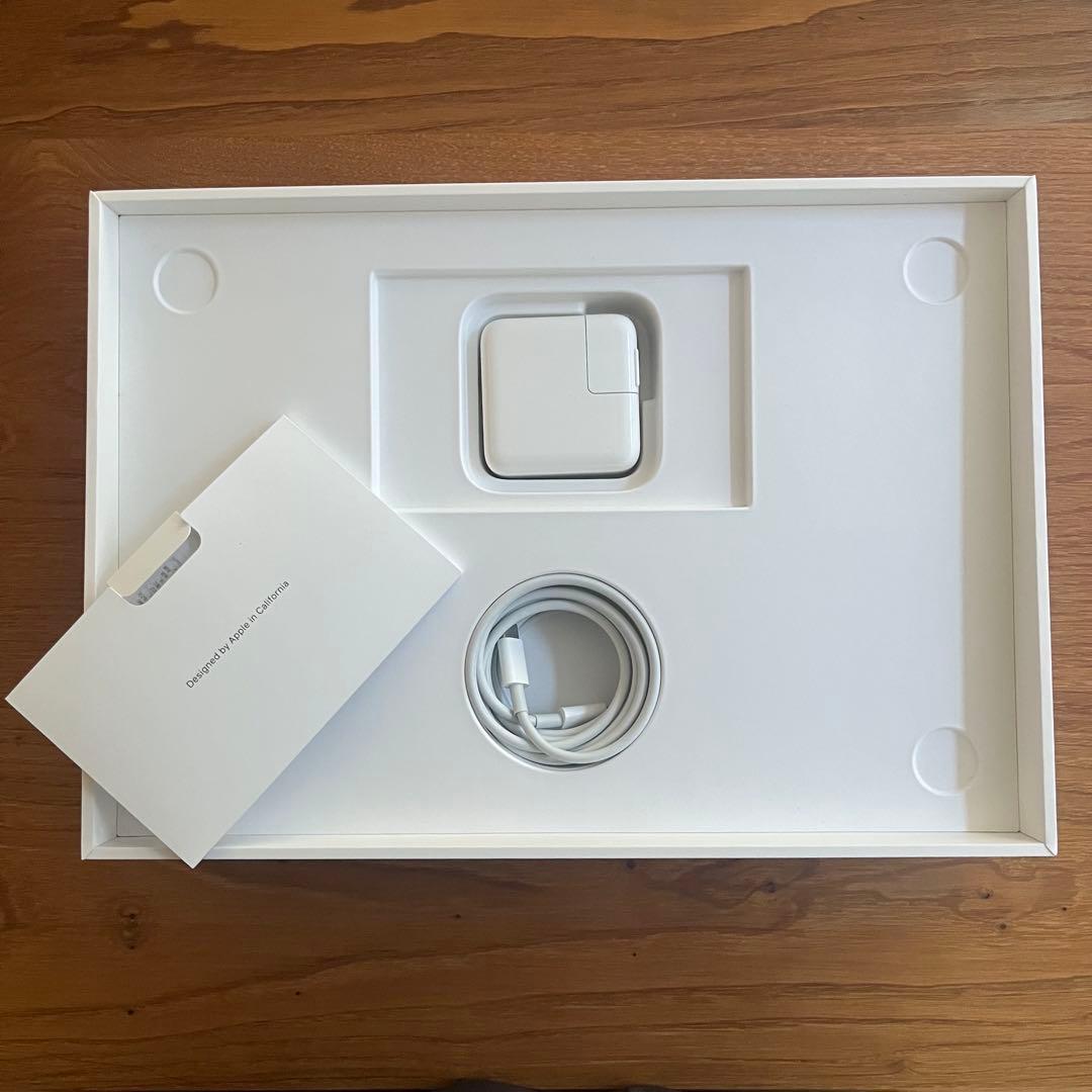 【美品】MacBook Air M1 8GB 256GB シルバー