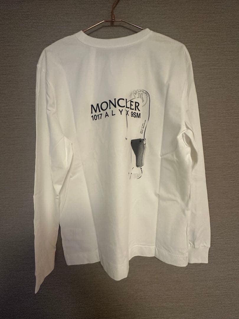 MOCLER ロングTシャツ