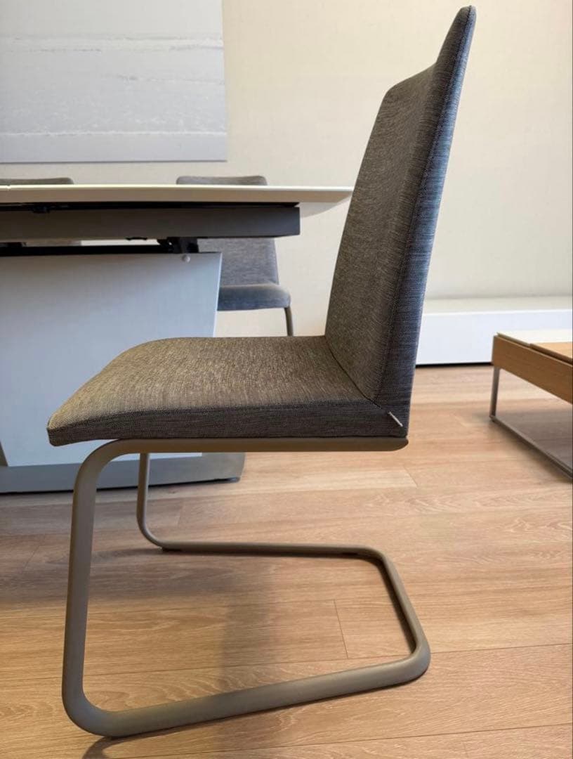 BoConcept（ボーコンセプト）ダイニングチェアLAUSANNEローザンヌ②