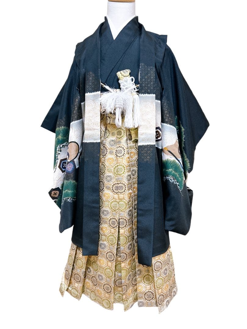 7歳用黒×ゴールド♡七五三　フルセット　男の子　黒系　兜　大きめ