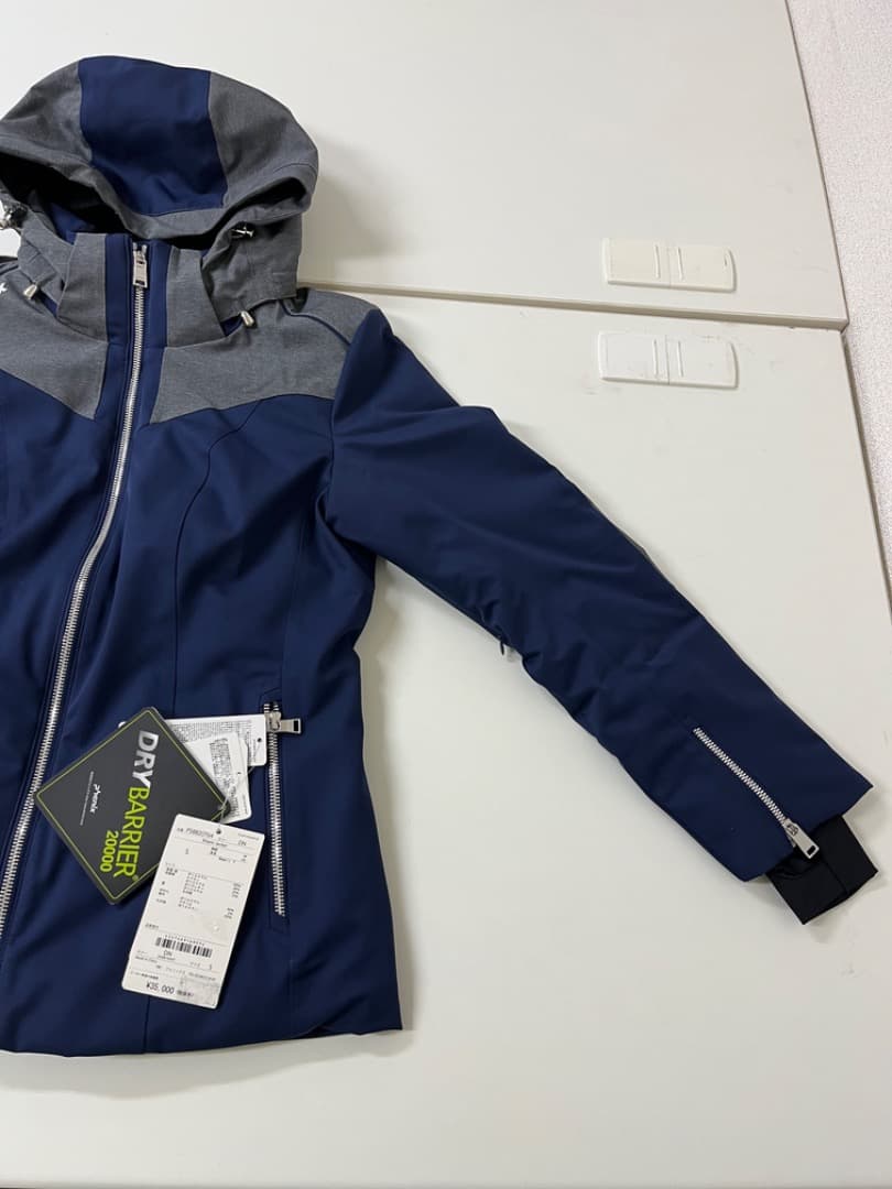 【新品】 phenix　スキーウェア　スノボウェア　レディース　Sサイズ　533