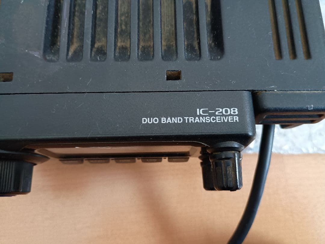ICOM トランシーバー IC-208