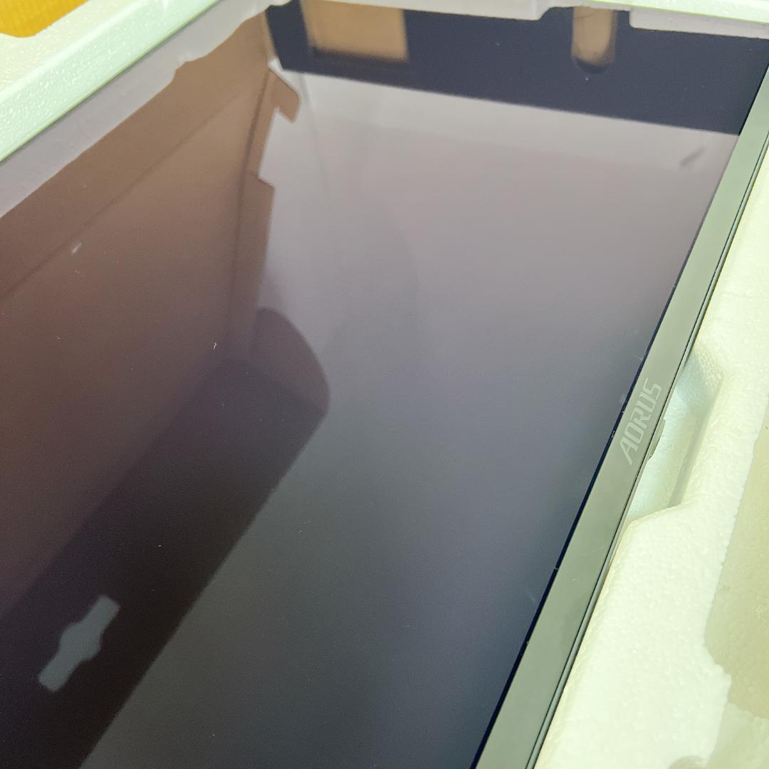 AORUS FO32U2P ギガバイト GIGABYTE ゲーミングモニター