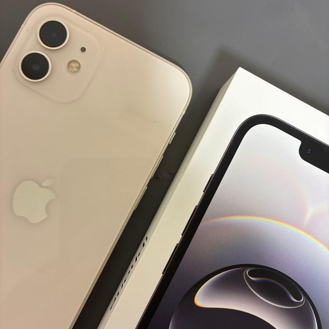 iPhone12本体128GB ホワイト