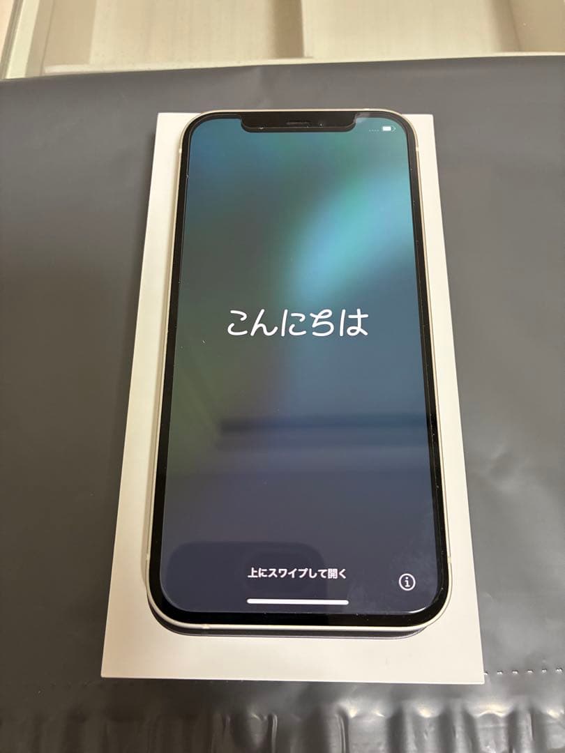 iPhone12本体128GB ホワイト