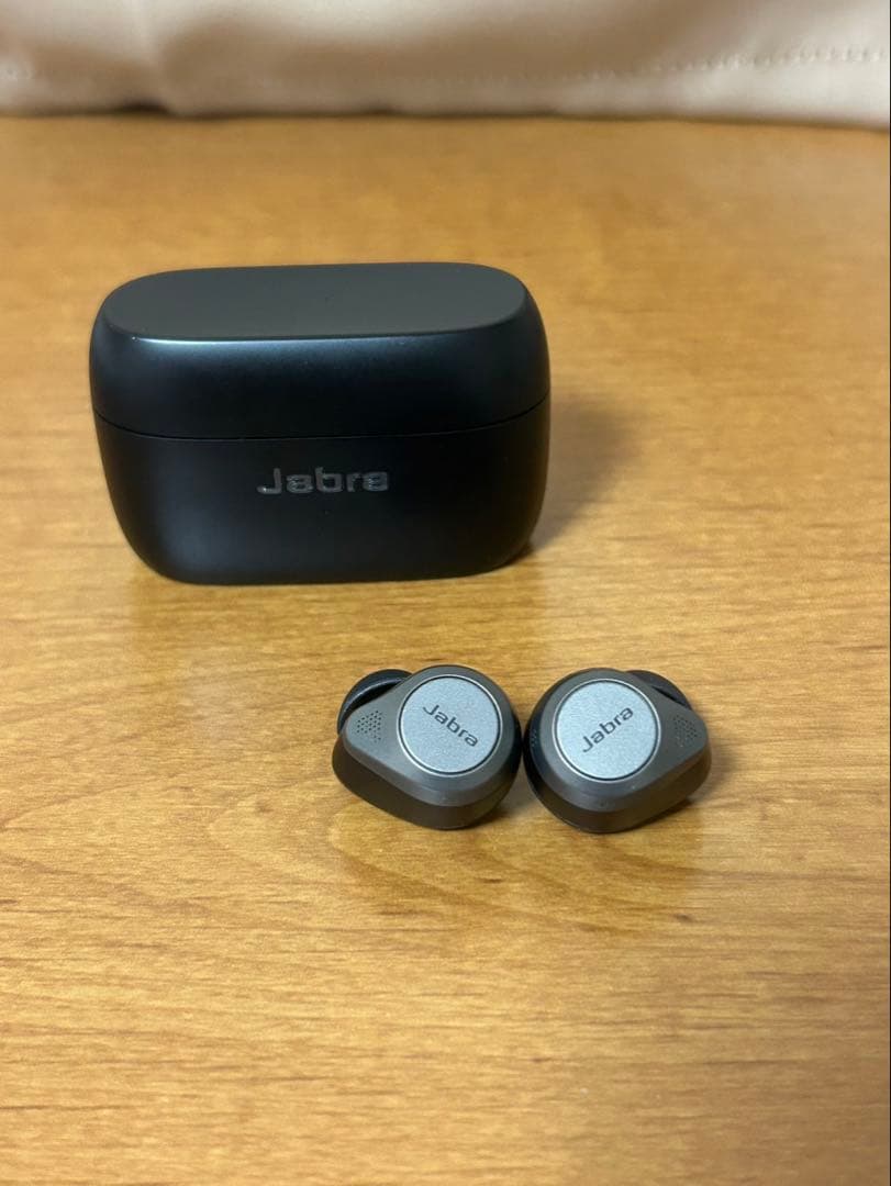 イヤホン Jabra 85t