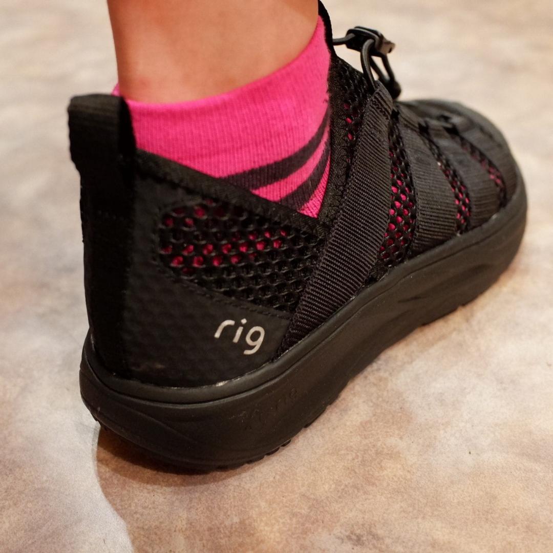 極美品 rig footware moja リカバリーサンダル メッシュ