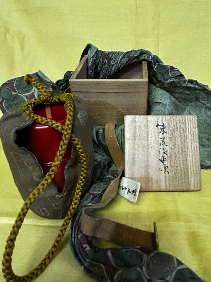 期間限定値下げ　骨董 茶道具 棗 （なつめ ）朱中次