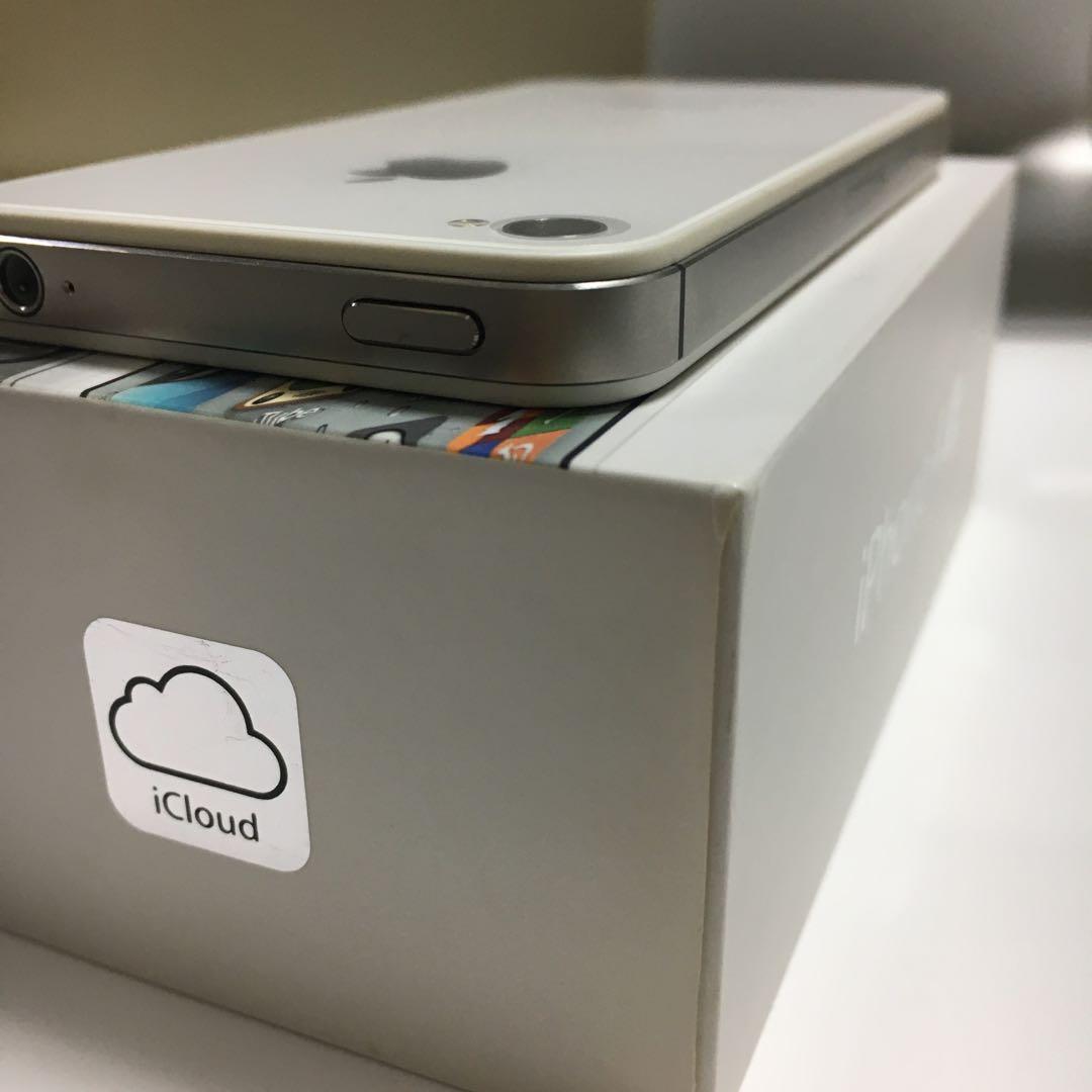 iPhone 4S 32GB ホワイト 付属品完備