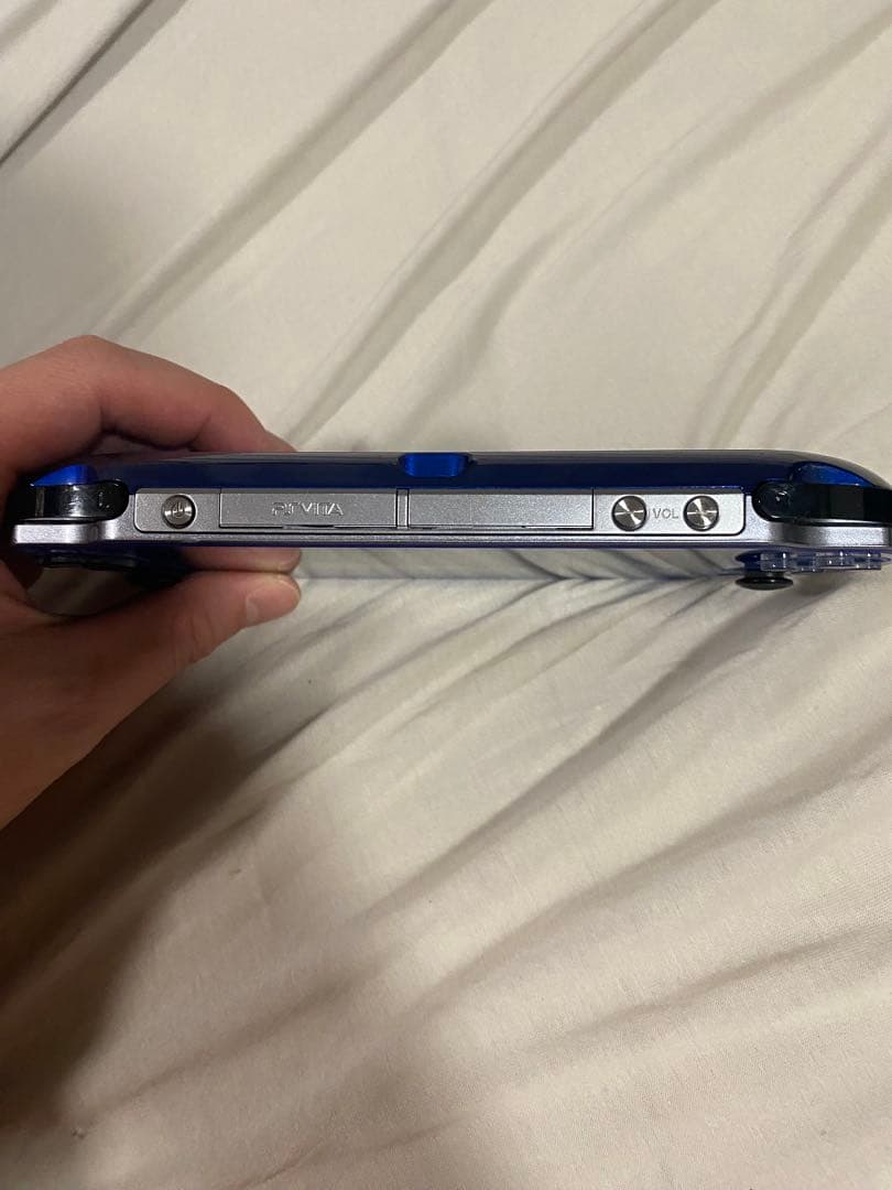 PSVITA 1000 ヴィータ ビータ サファイアブルー