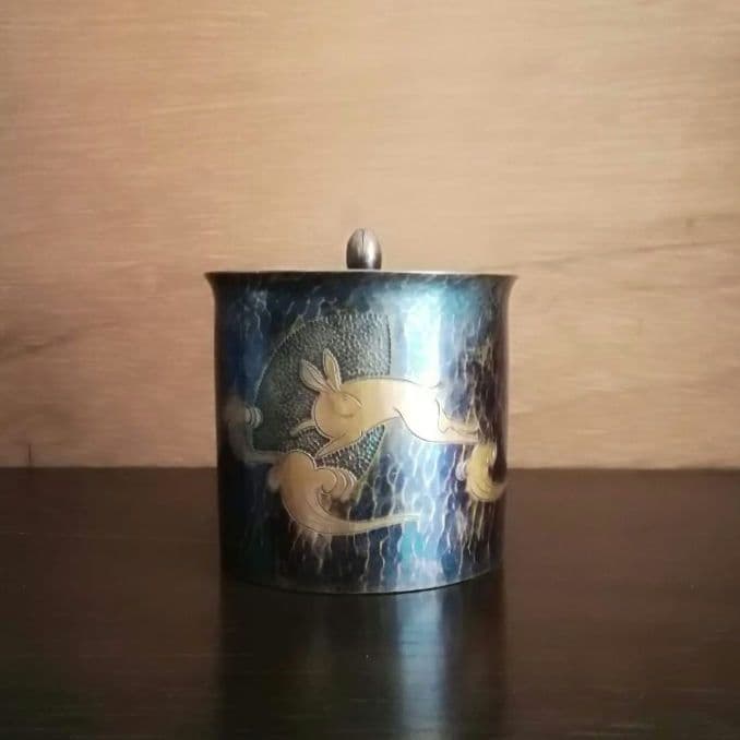 逸品　玉川堂　鎚起銅器　兎図紋　蓋物　小物入れ　煙草入れ　和骨董　アンティーク