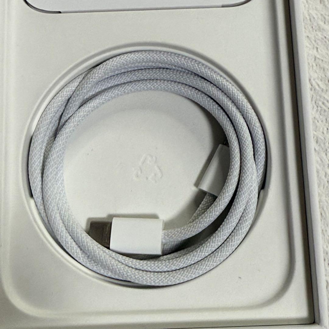 Apple iPhone 15 Pro Max 1TB チタニウム SIMフリー