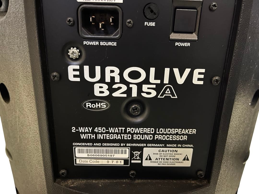 BEHRINGER EURO LIVE B215A ベイリンガースピーカー