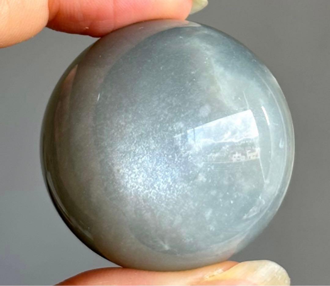 強シラー　高品質　グリーンムーンストーン　ガーニエライト　スフィア