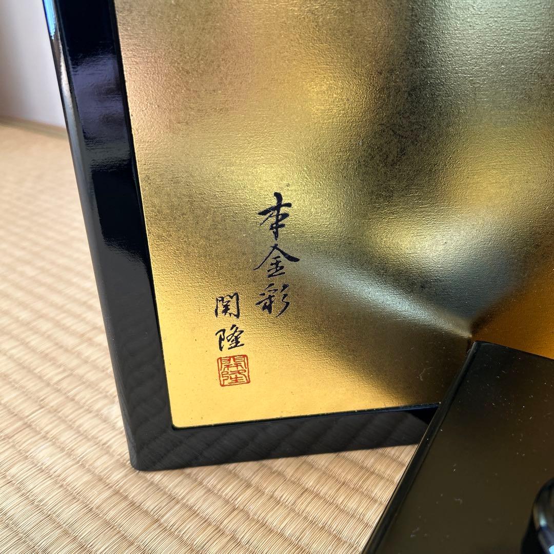 豪華な兜飾り 金色・紫色　端午節句五月人形　人形の秀月