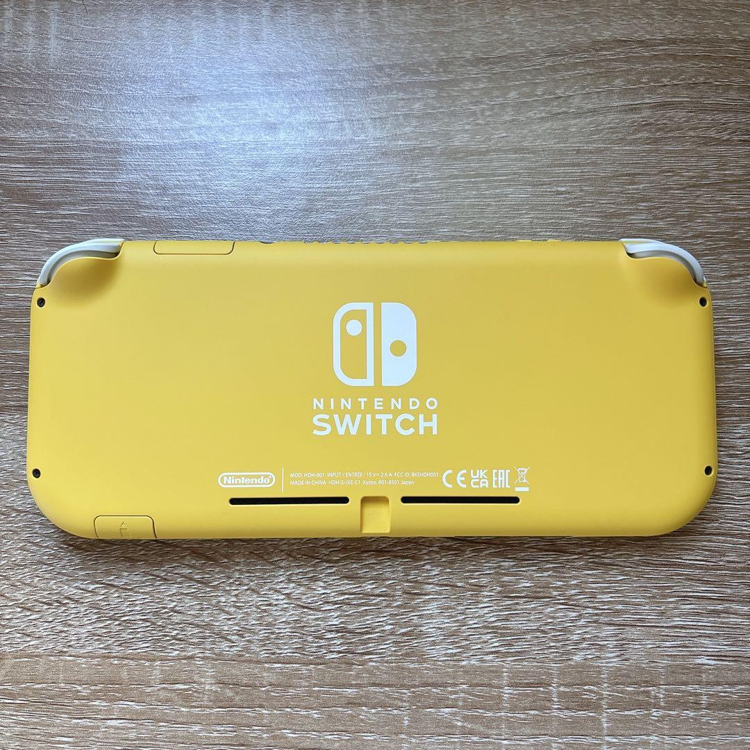 Switch Lite イエロー ACアダプター付き【使用回数3回程】