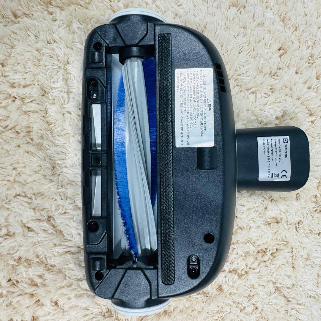 新品未使用 エレクトロラックス コードレス掃除機 スティック ホワイト