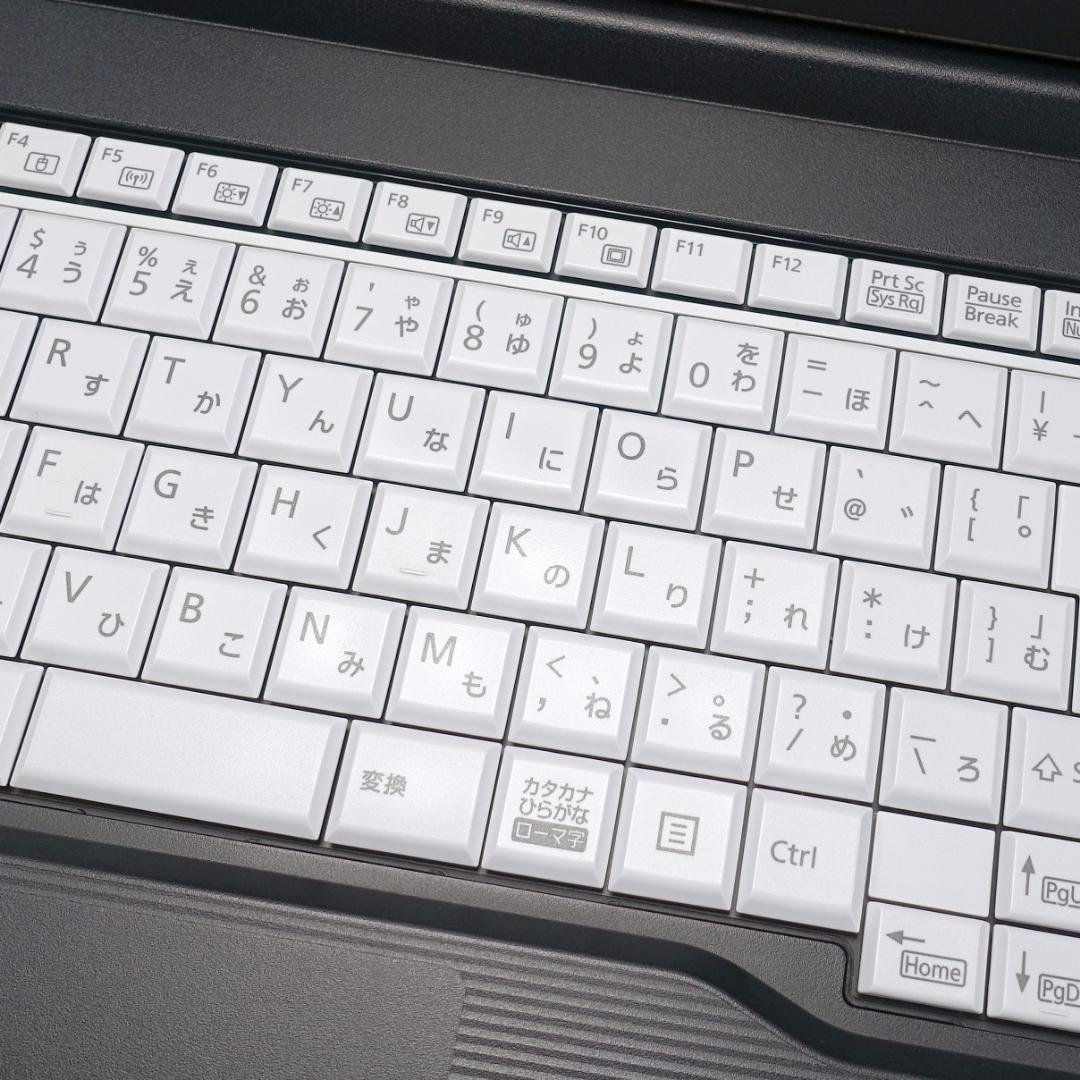 美品で神速の２０２３年製✨１２世代コアｉ５に超高速ＳＳＤ５１２ＧＢ＆大容量メモリ