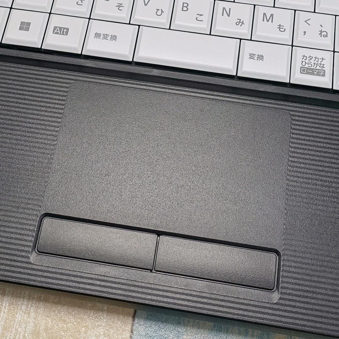 美品で神速の２０２３年製✨１２世代コアｉ５に超高速ＳＳＤ５１２ＧＢ＆大容量メモリ