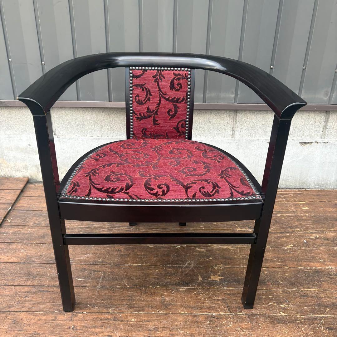 ① 森繁 アームチェア 椅子 高級家具 アンティーク 猫脚 赤系 ファブリック