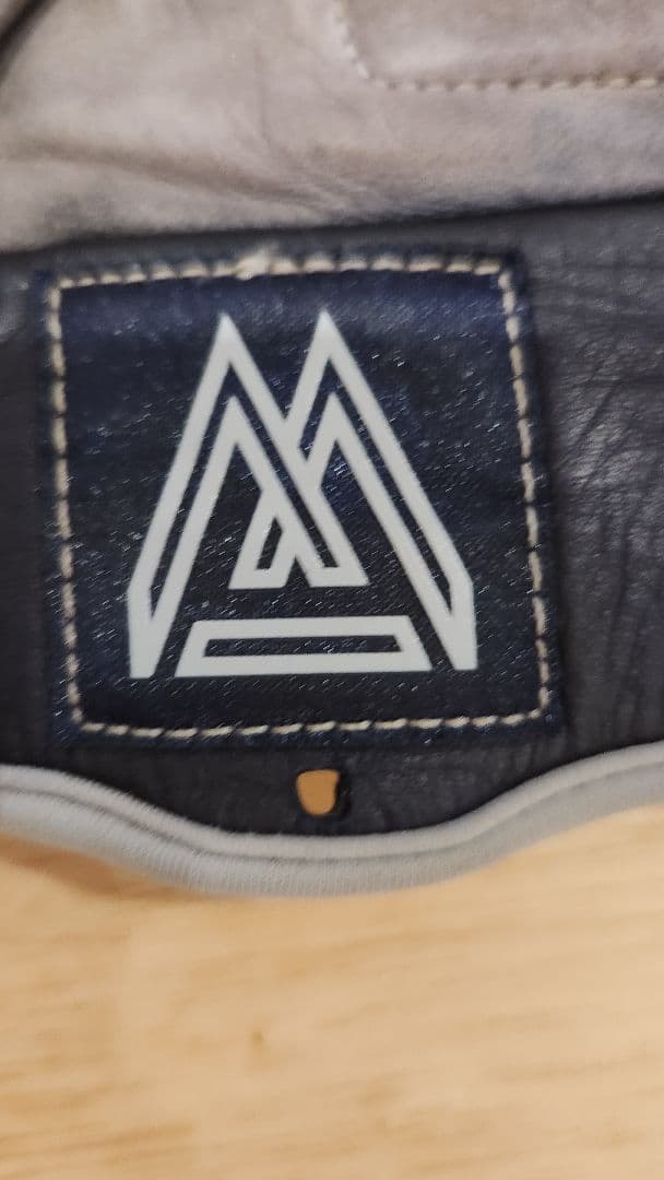 マニー・マチャド、カイル・ルイス　バッティンググローブ　　セット