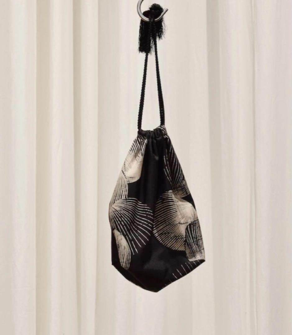 25SS comoli シルクシェルポーチS