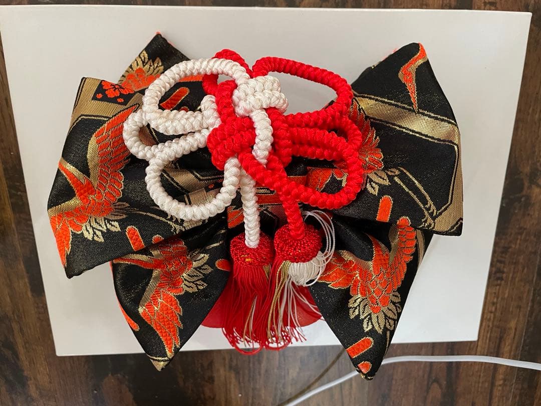 七五三 髪飾り 黒 赤 金 鶴模様