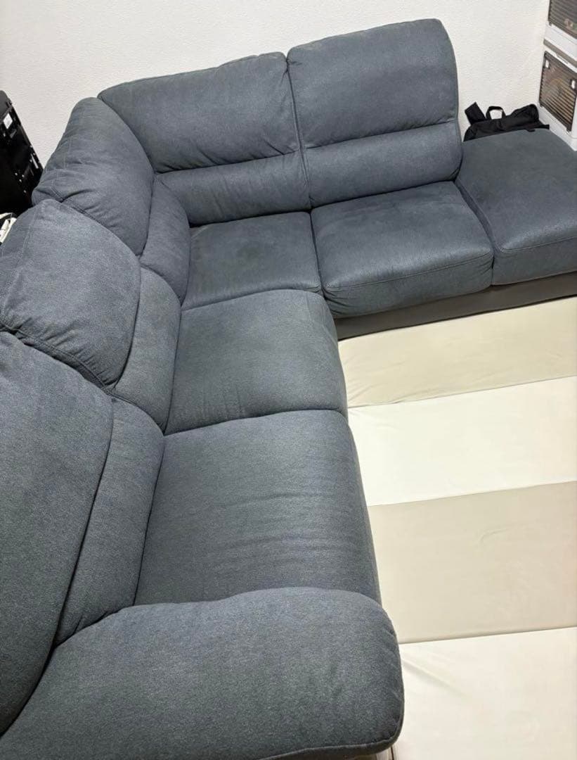 ②ニトリ　布張りカウチソファ(ウォール3KD LC GY)