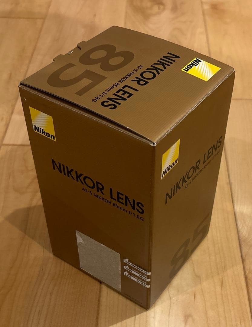 Nikon AF-S 85mm f1.8 G プロテクター付