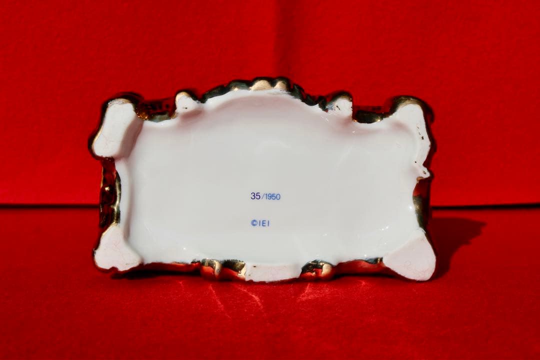 かわいい陶磁器【フィギュリン　羊飼いの男女】