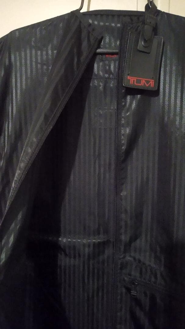 DanTUMI トゥミ ナイロンガーメントバッグケーススーツ収納バッグ