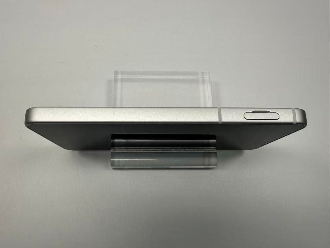 Aquos sense9 docomo SIMフリー ホワイト