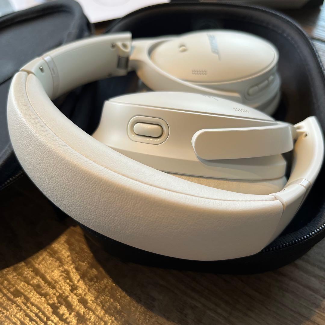 T*様 美品 Bose QuietComfort 45 ワイヤレスヘッドホン ホ