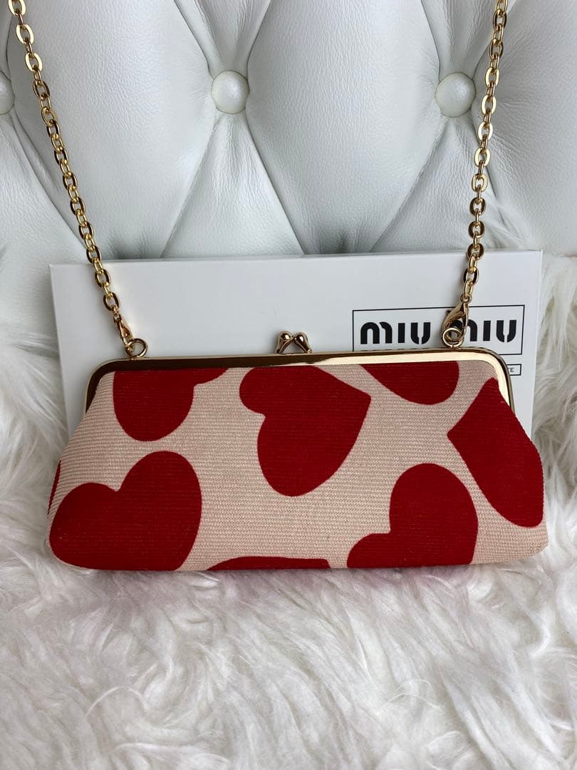 MIU MIU ハート柄 クラッチバッグショルダーバッグ正規品ノベルティ新品